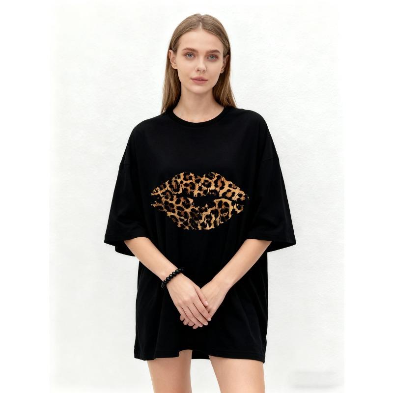 Oversized T Shirt Black Leopard Print Lips Design Casual Wear for Women Summer Fashion Statement Top