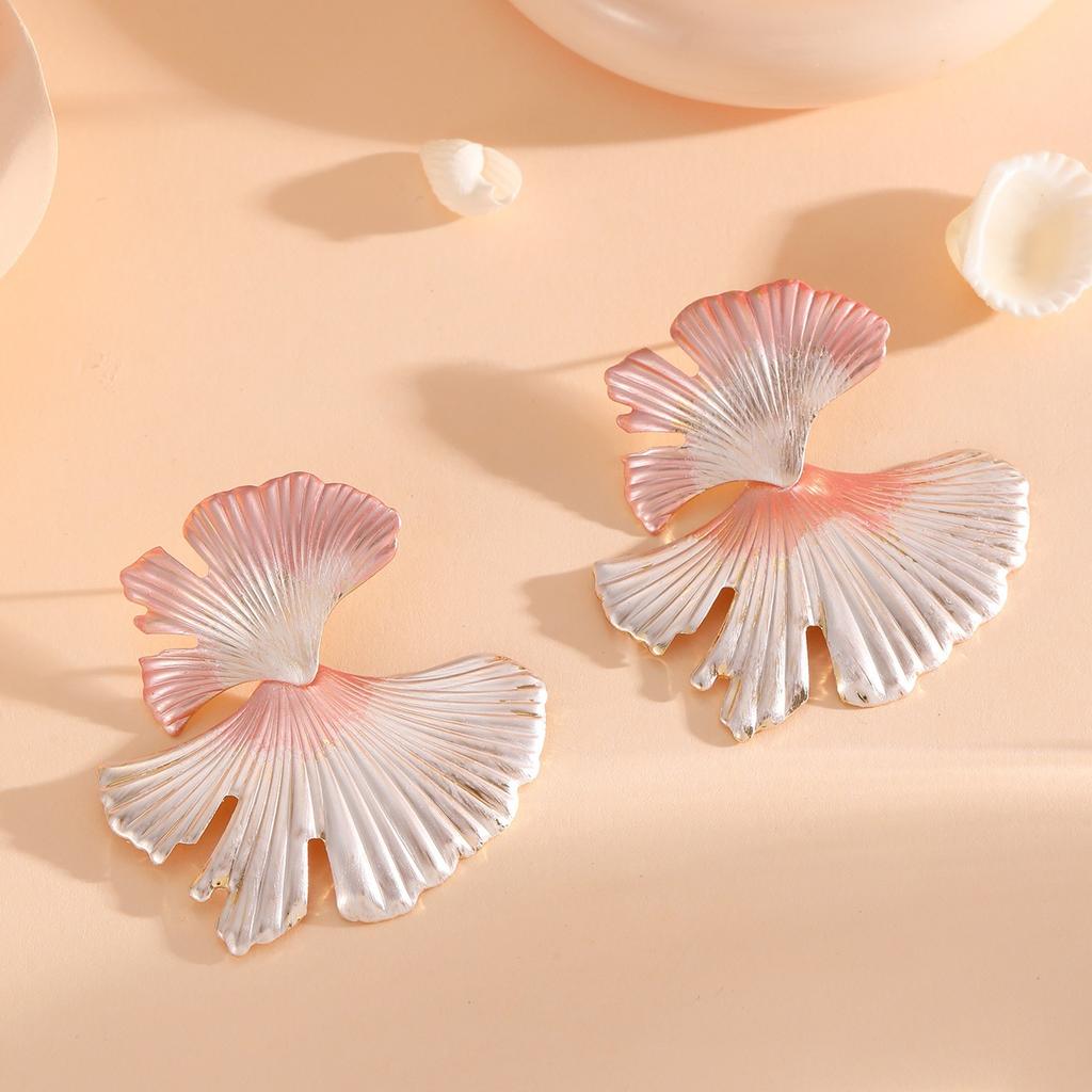 Premium Temperament Versatile Earrings, Personalized Exaggerated Earrings, Ginkgo Biloba Style Earrings Are In Stock.
