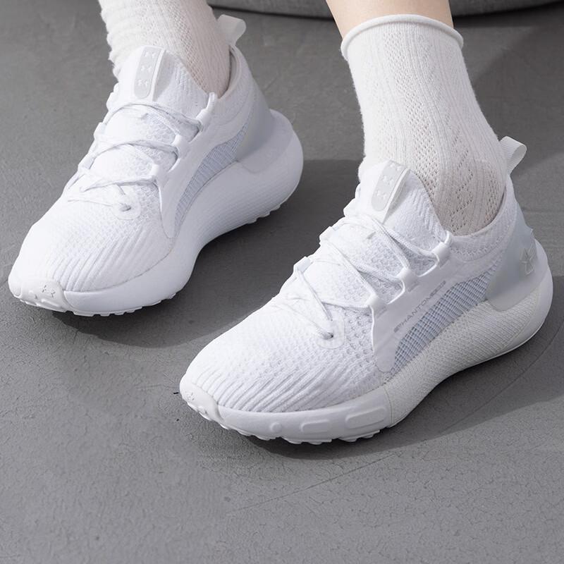 Under Armour Women s Neutral Running Shoes 40