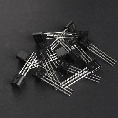 50 pezzi Transistor triodo PNP A1015 BC327 BC337 BC517 BC547 BC548 BC549 BC550 BC556 BC557 BC558 C1815 C945 Componenti elettronici