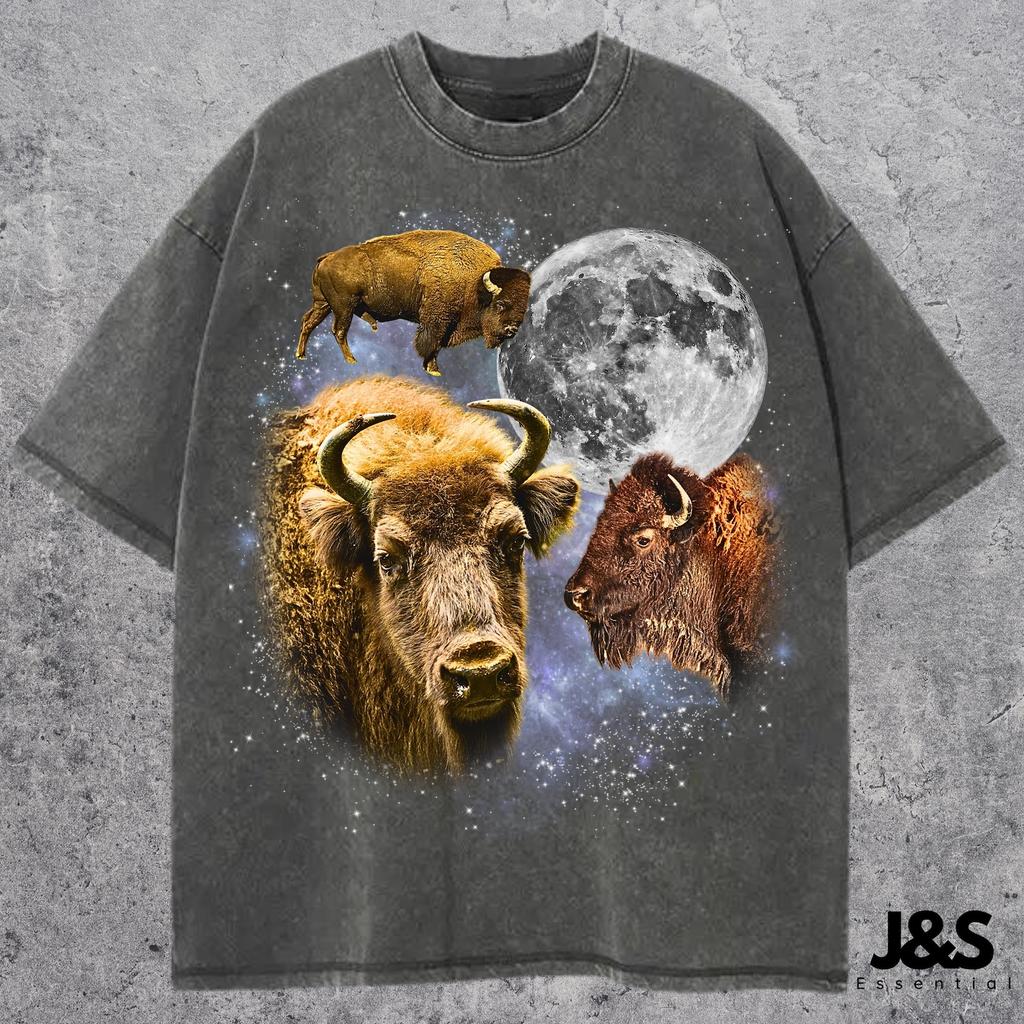 Three Bison Moon Shirt, American Buffalo Lover Tee, Wildlife Galaxy Gift, Vintage Wash Retro Graphic Top, National Park Souvenir Nature Art