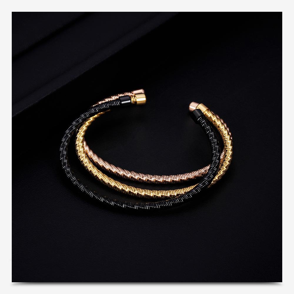Personalisierte Retro Offene Manschettenarmband aus Edelstahl 4MM