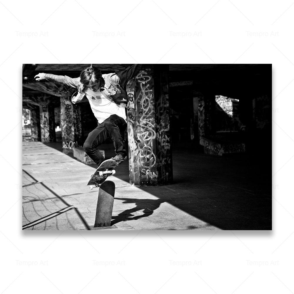 Skateboarding Extreme Sports Posters Prints Black White Photo Canvas Painting Wall Art Pictures Room Decor Skateboard Lover Gift