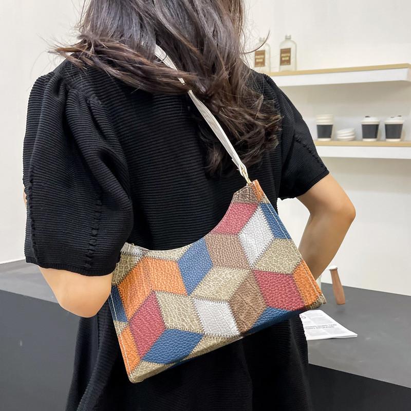 Chic Stylish Casual Single Shoulder Bag Trendy Unique Ladies Bag Simple Elegant Crescent Bag