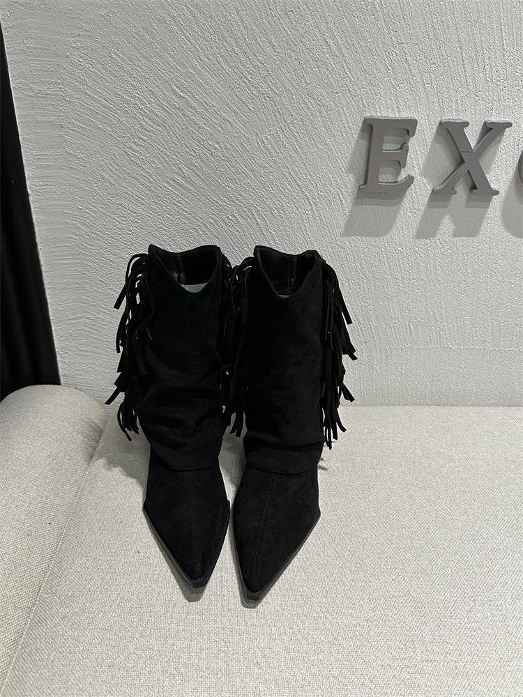 Coarse heel V-mouth western cowboy boots women's boots 2025 new spring and autumn versatile pointed retro spring and autumn short boots