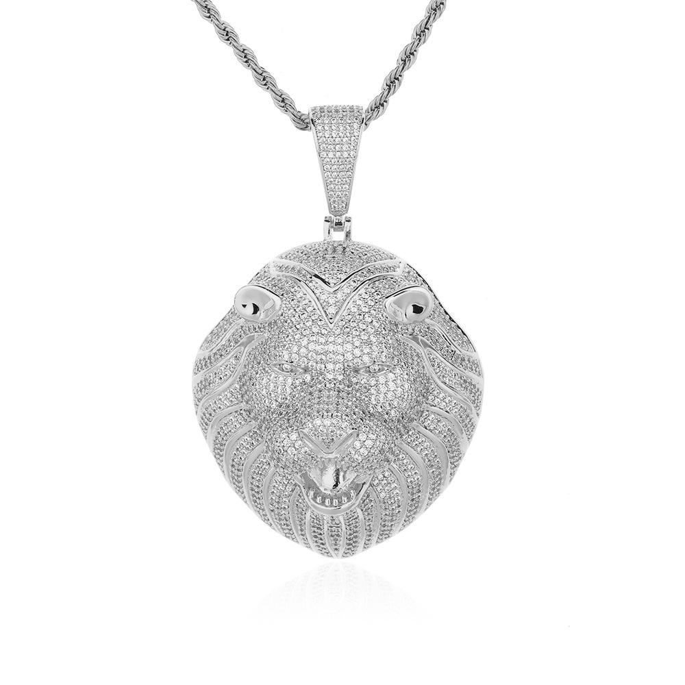 

Lion head pendant, beast, king of the forest, personalized jewelry, hot-selling hip-hop jewelry, slightly inlaid zircon pendant.