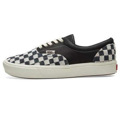 Obuwie męskie – Sneakersy