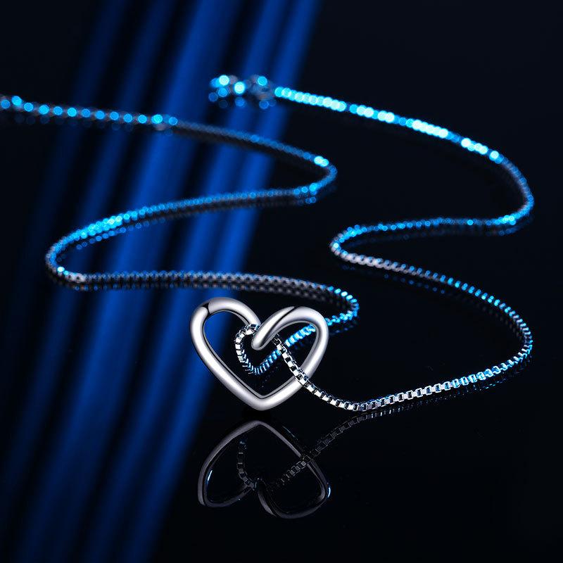 Cut-out Love Necklace Women Cool Style Sweater Chain Light Luxury Niche Design Sense Chain Simple Snake Bone Chain