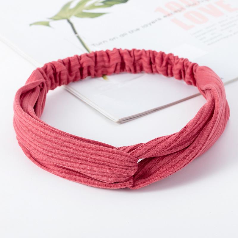European & American Knit Crossover Headband: Pure Color Elastic Yoga Sports Hair Tie for Women