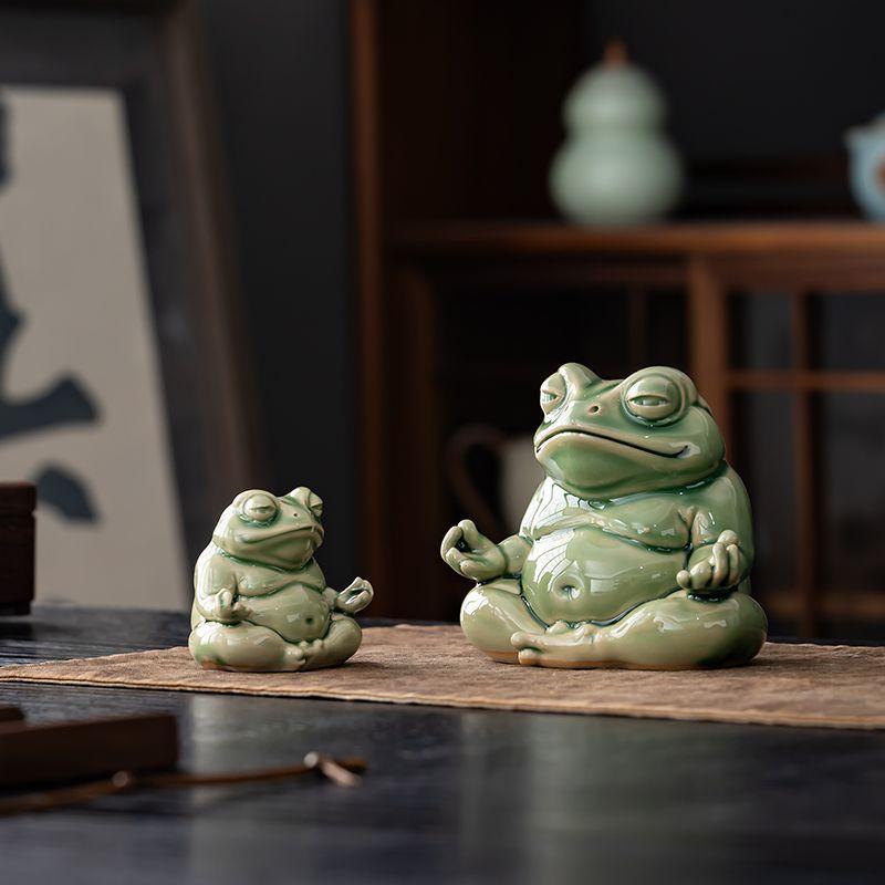 Green Glaze Zen Heart Frog Tea Pets Ornament Size Handmade Ceramic Frog Tea Table Ornament Teaware Set Accessories