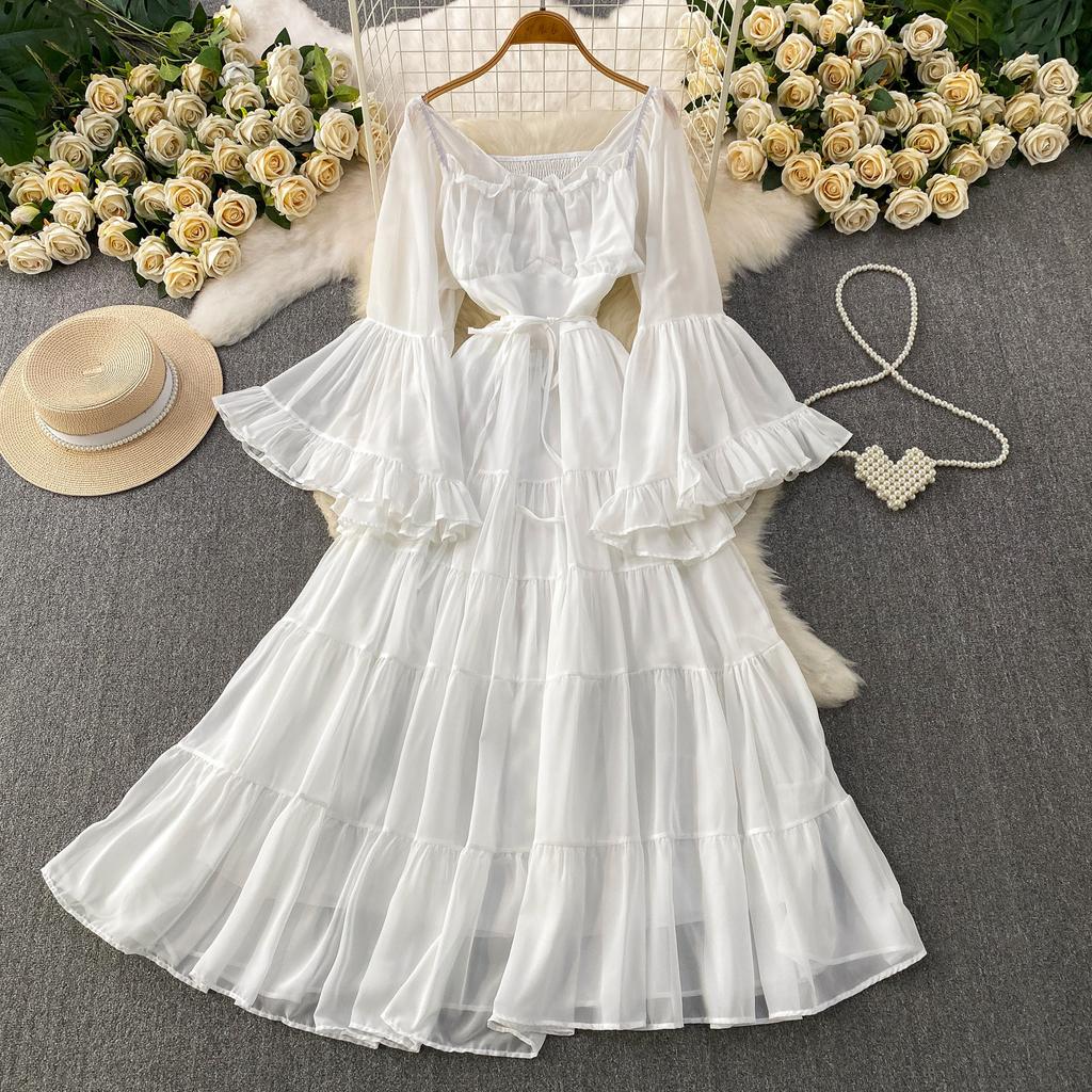 French Vacation Sexy One-word Shoulder Horn Sleeve Dress Women's Summer Senior Feeling Waist Thin Ruffle Edge Dress