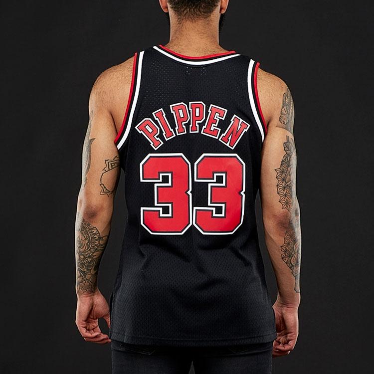 Mitchell & Ness NBA SW97-98 33 Men's SMJYGS18151-CBUBLCK97SPI