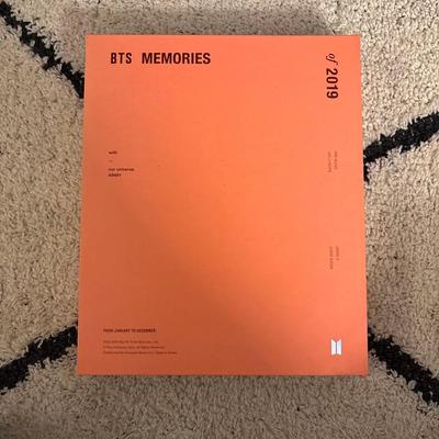 [USED] BTS MEMORIES OF 2019 DVD with Japanese Subtitles and Photocard.
