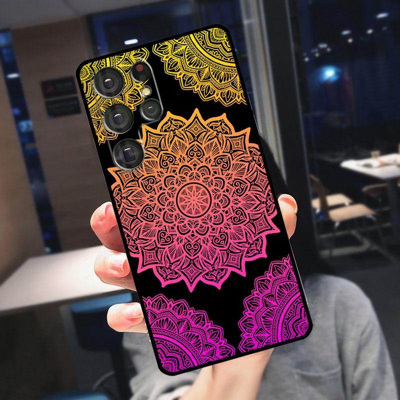 Mandala Cover For Samsung Galaxy S25 S24 S21 S22 S23 Ultra S9 S10 Plus S24 FE S21 FE Phone Case