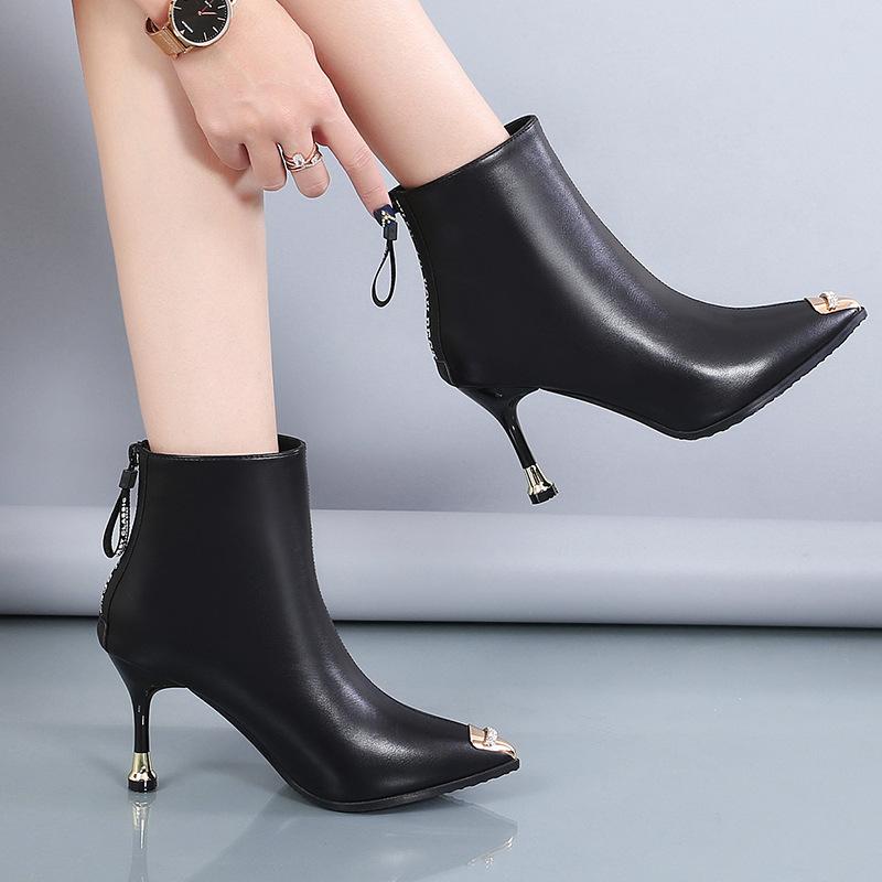 Short boots women's 2026 new rhinestone Korean version versatile fashion back zipper slim heel women's shoes