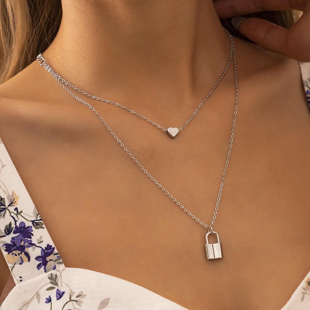 Tillbehör, Kreativa Modeelement Mångsidigt Halsband, Enkelt Retro Nyckellås Hänge Halsband Dam