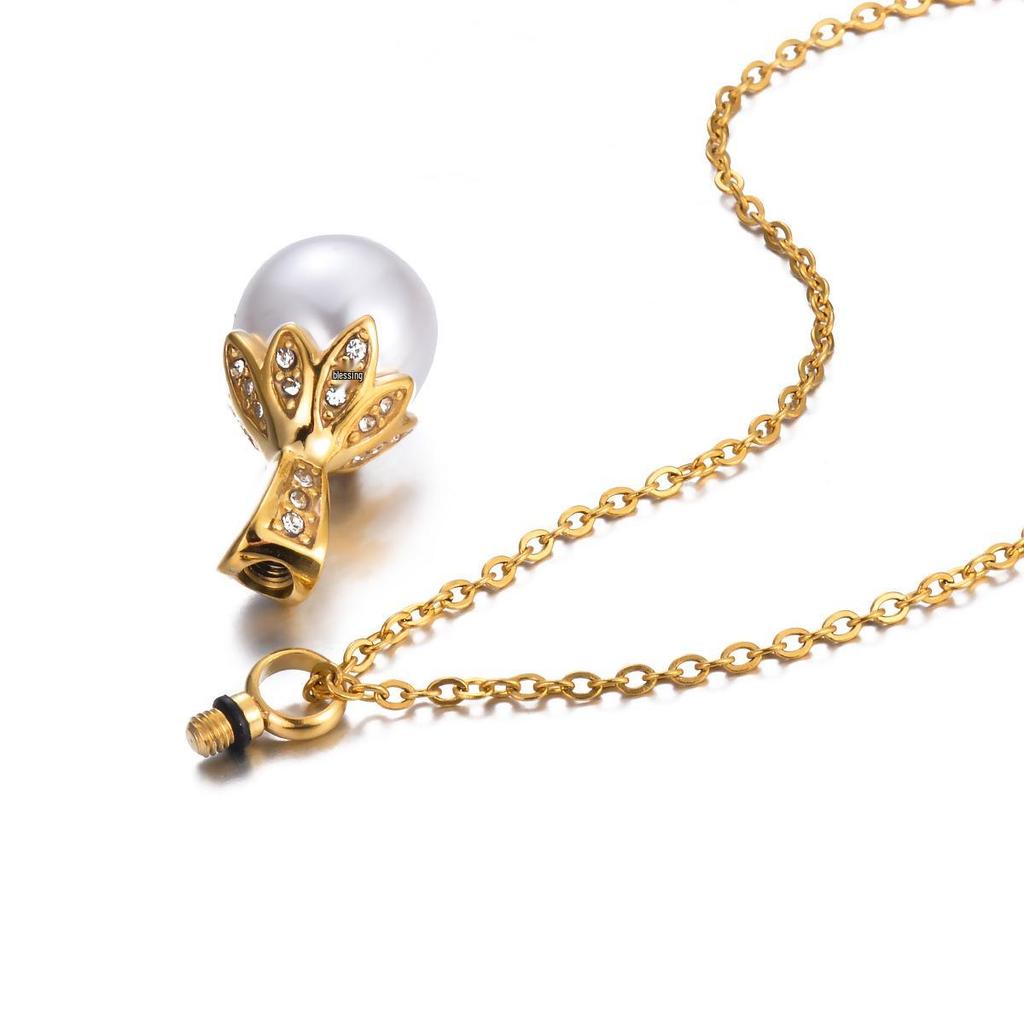 Europäische leichte Luxus-Edelstahl-Diamant- und Kunstperlen-Gedenkanhänger-Halskette