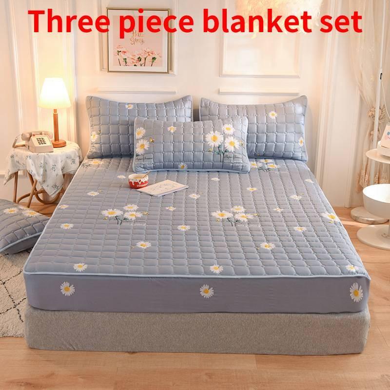 Moderne, vereinfachte Bettdecke mit Baumwollfüllung und rutschfesten Rändern für das Bett