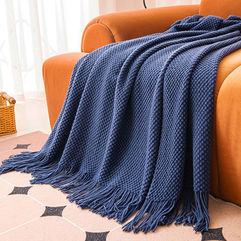 Nordic Retro Knitted Blanket – Perfect for Bedroom, Office, Airplane, or Air Conditioning Use.