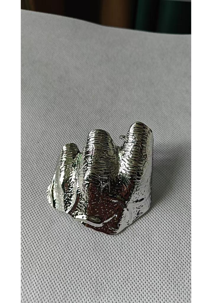 Artistic Irregular Pleated Knuckle Ring Minimalist Niche Design Exquisite Unique Finger Ring
