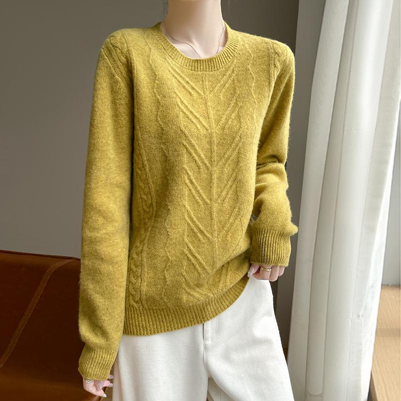 Sweater for Women In Autumn and Winter Style Fashionable and Versatile Cashmere Knitted Base Shirt Temperament Slimming Pullover Sweater