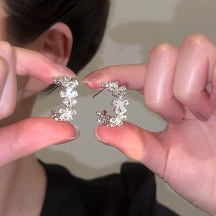 Elegant Zirconia Flower C-Shaped Stud Earrings: Stylish, High-End Design for Women