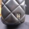 Chanel Schwarzer gesteppter PU-Leder Hartschalen-Sonnenbrillen-Etui
