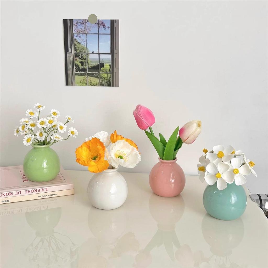 Stilvolles rundes Keramikvasen-Set mit künstlichen Trockenblumen für Schlafzimmer- und Wohnzimmerdekoration
