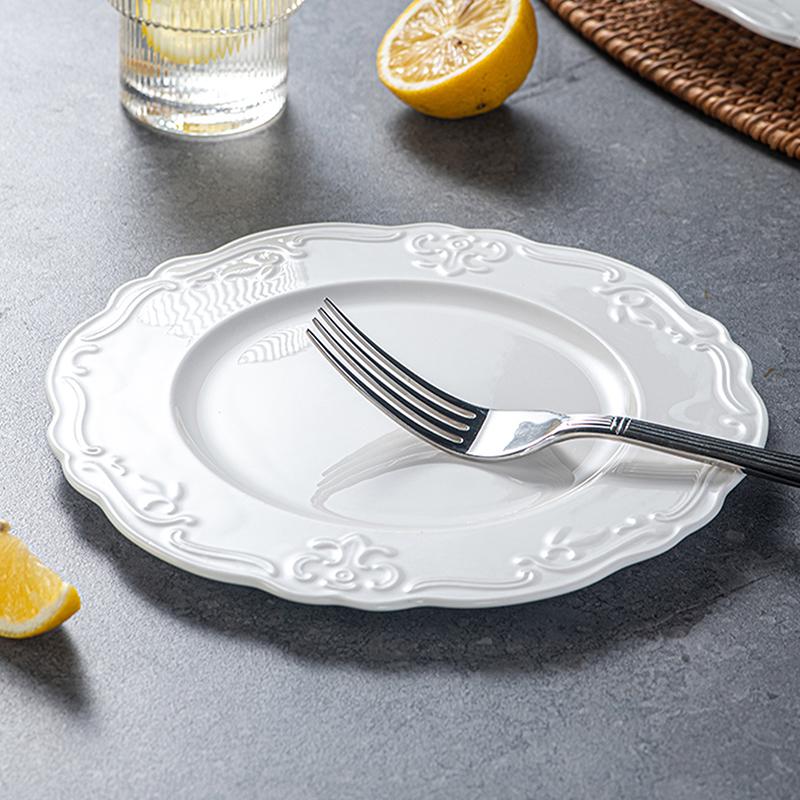 French Style Relief Ceramic Plates New Household 8 Inch Exquisite Cake Dessert Dish Round Vintage Aesthetic Dinner Tableware