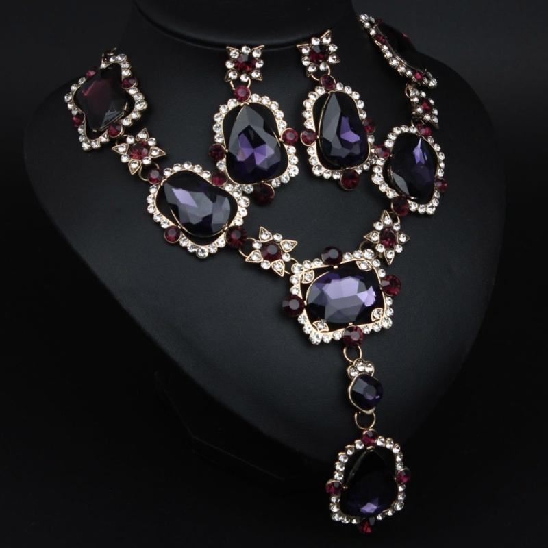 Elegant Crystal Gemstones Necklace And Earrings Set Sparkling Jewelry Set For Formal Occasions Featuring Vintage Designs