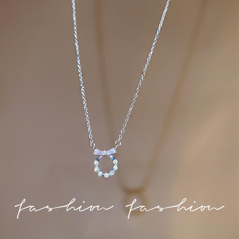 Butterfly zircon titanium steel necklace versatile niche light luxury collarbone chain with jewelry wholesale