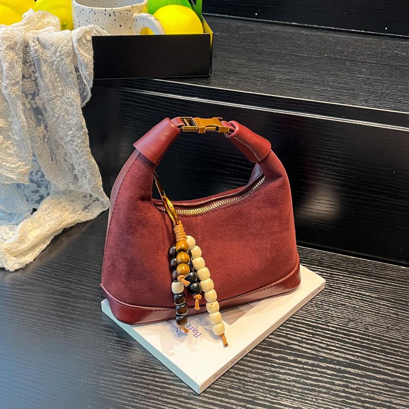 

Сумка премиум-класса нишевая женская осень-зима 2025 новая матовая ретро сумка-мессенджер повседневная взрывная портативная сумка-пельмень красный