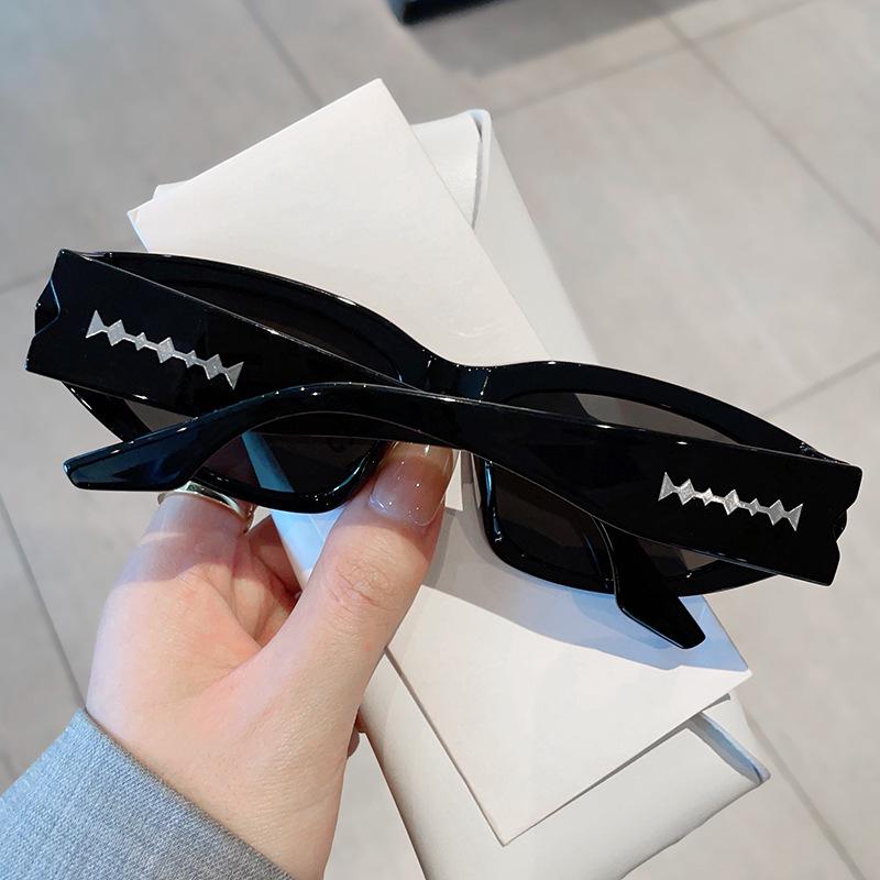 TR90 Cat-Eye Sunglasses 2023: Trendy Street Style with Sun Protection