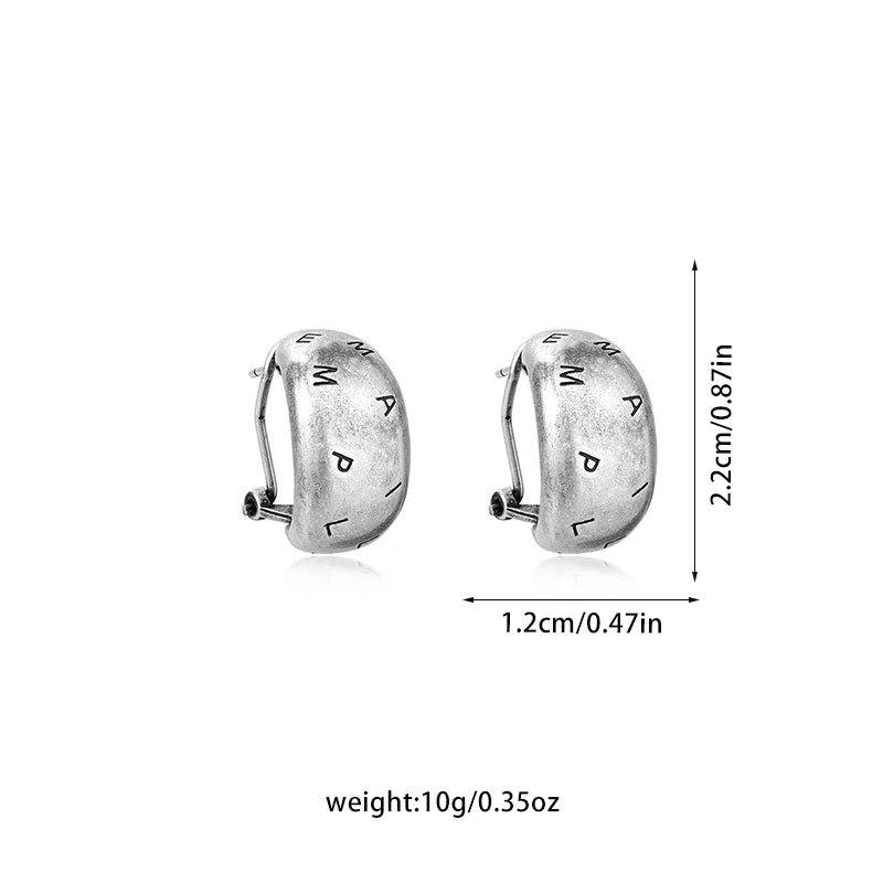 Retro Matte Metal Retro C-Shaped Black Letter Earrings Small Fragrant Temperament Earrings Women'S Jewelry