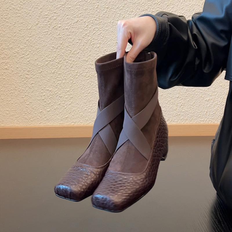 

Cowhide version~ retro square head pig nose short boots women s new French short tube thin boots heel inner height-increasing ballet boots 40 коричневый