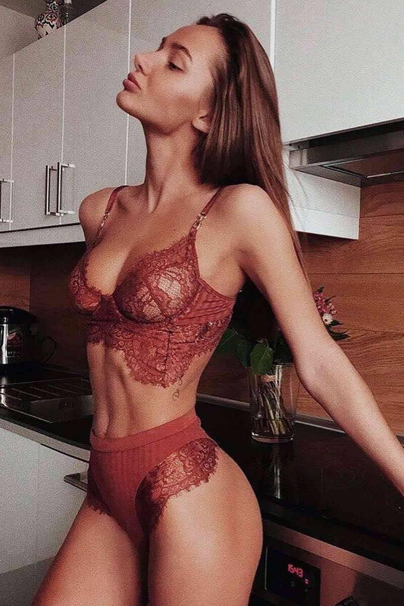 

Бордовый кружевной бюстгальтер и трусики Merry See L бордовый