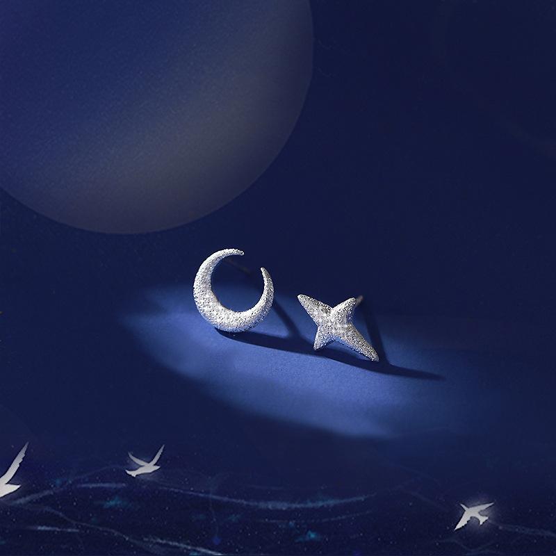 Earrings Asymmetrical Star Moon Earrings Autumn New Korean Temperament Flash Sand Texture Small Stud Earrings Tide