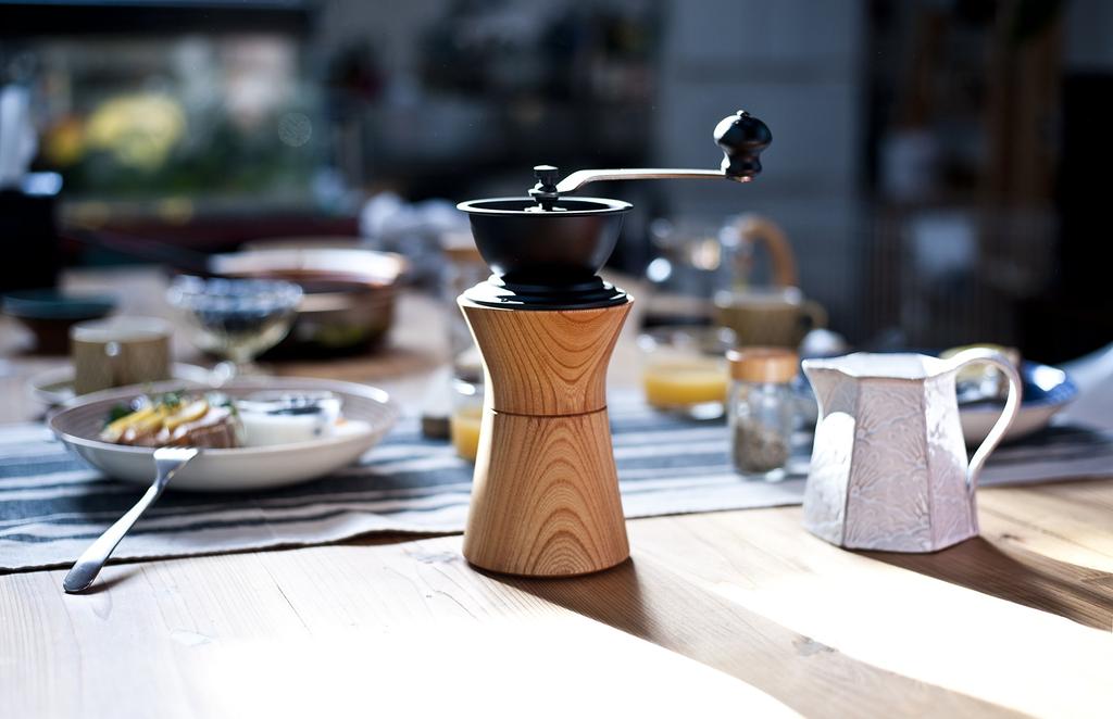 MokuNeji X Kalita COFFEE MILL Wooden Zelkova Coffee Mill