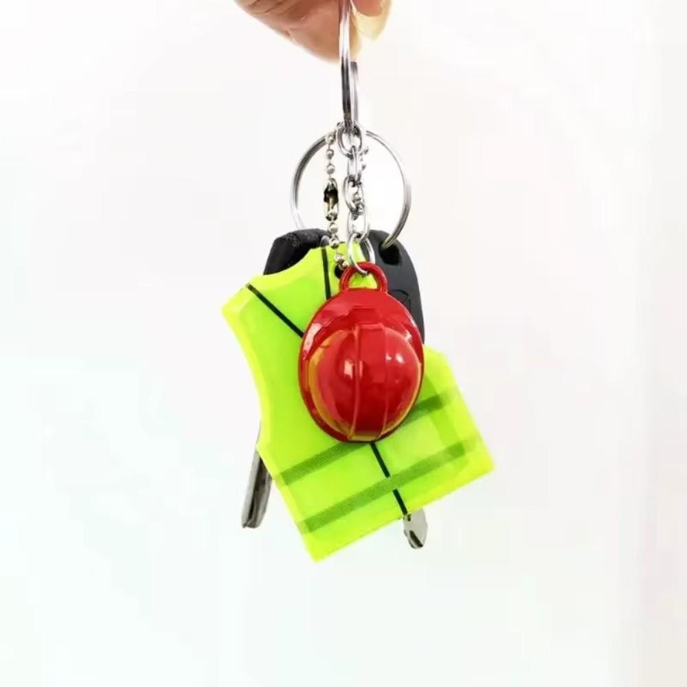 Reflective Design Reflective Keychain Safety Pendant Keychain  Backpack Accessories