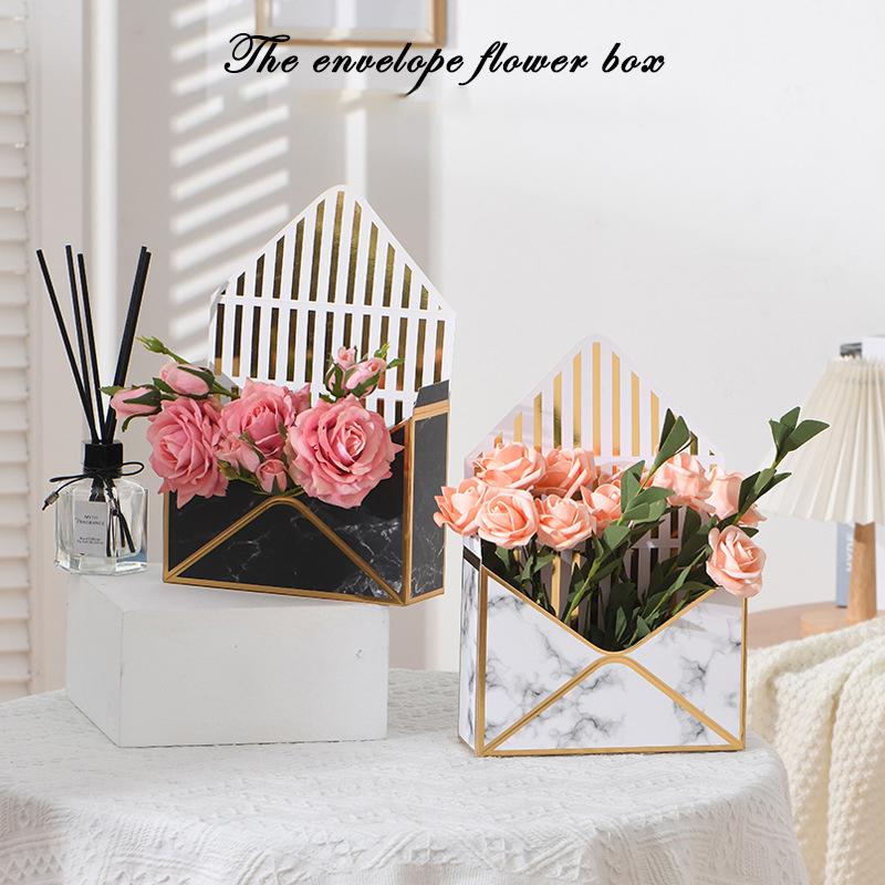 5Pcs Creative Envelope Flower Boxes Hand-folded Flowers Gift Bag Florist Bouquet Packaging Materials DIY Wedding Party Supplies