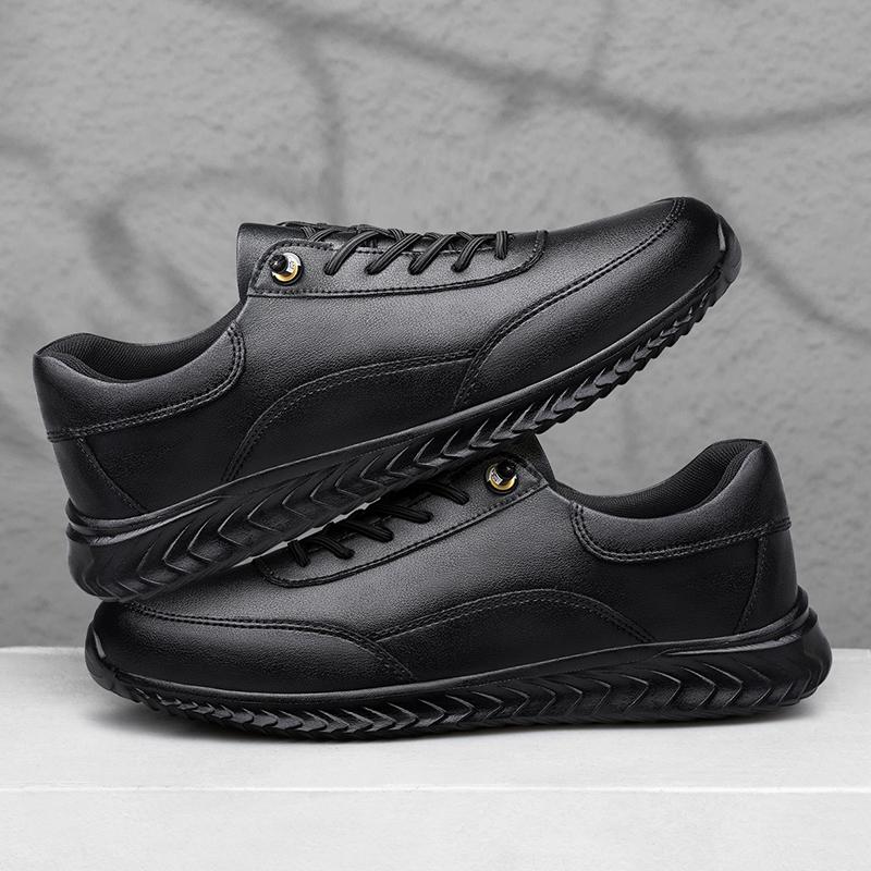 Modische Herrenschuhe aus echtem Leder Bequeme handgefertigte Skateboard-Schuhe für Herren Warme Plüsch-Winter-Sneaker Leichte Herren-Sportschuhe