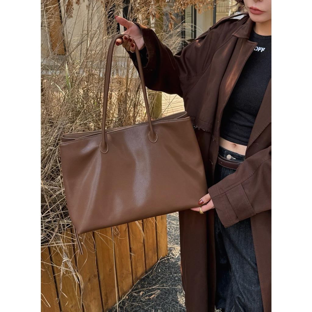 New cowhide tote bag large-capacity shoulder bag commuter leather women's bag simple niche armpit bag
