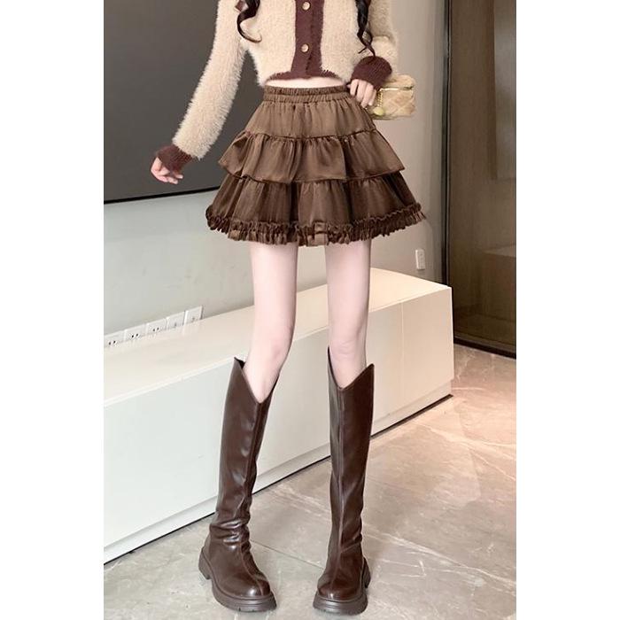 Women's Slimming Velvet Double Layer A-line Skirt with High Waist and Puffy Cake Design for Spring and Autumn.