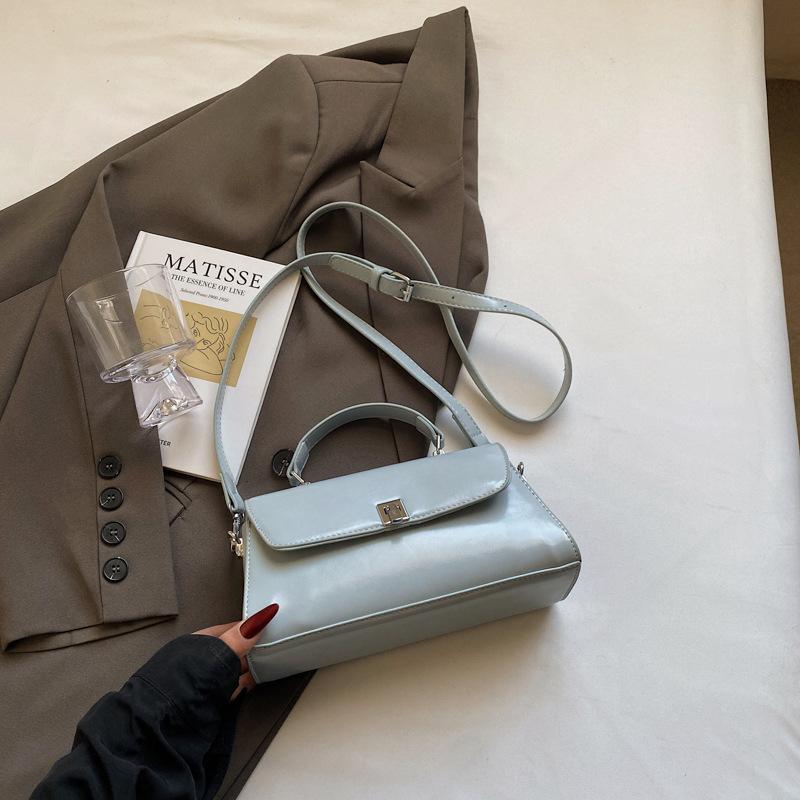 Bag lady 2025 new trendy high-end fashion retro versatile messenger bag spring and summer small bag portable small square bag