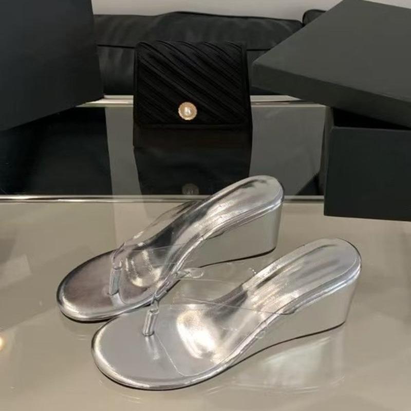Summer Women Flip Flop Fashion PVC Transparent Women Slippers Designer Clip Toe Wedge Heel Slippers Casual Beach Slippers Slides