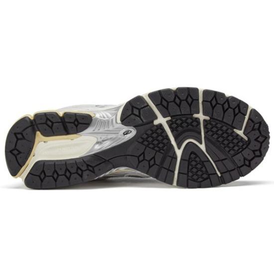 Thisisneverthat x New Balance 860v2 Weiß ML860TW2 Unisex