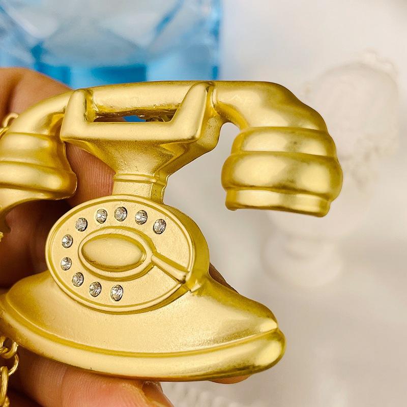 

Сплав Телефон Брошь Sense Niche Pin Ювелирные Изделия Аксессуары Для Одежды Корсаж Одежда Анти-Свет Украшения