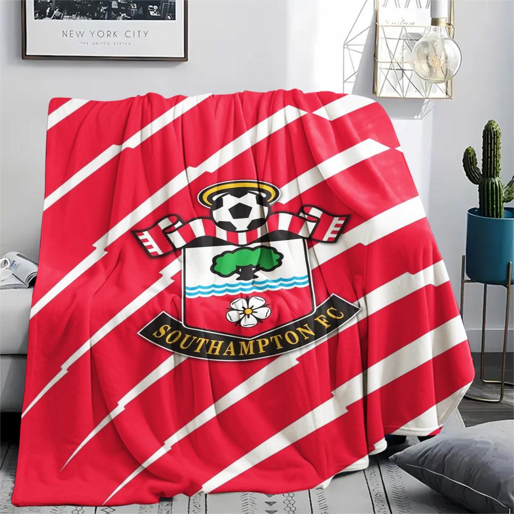 1PC Southampton FC Print Flannel Blanket, High Quality Comfortable for All Seasons, Home Decor, Warmth and Comfort, Perfect for Christmas Gifts