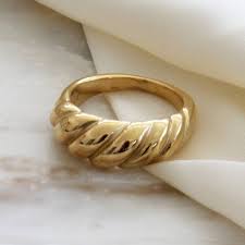 eManco 10PCS Minimalist Textured Gold-Tone Stainless Steel Rings Unisex Couple Wedding Bands Classic