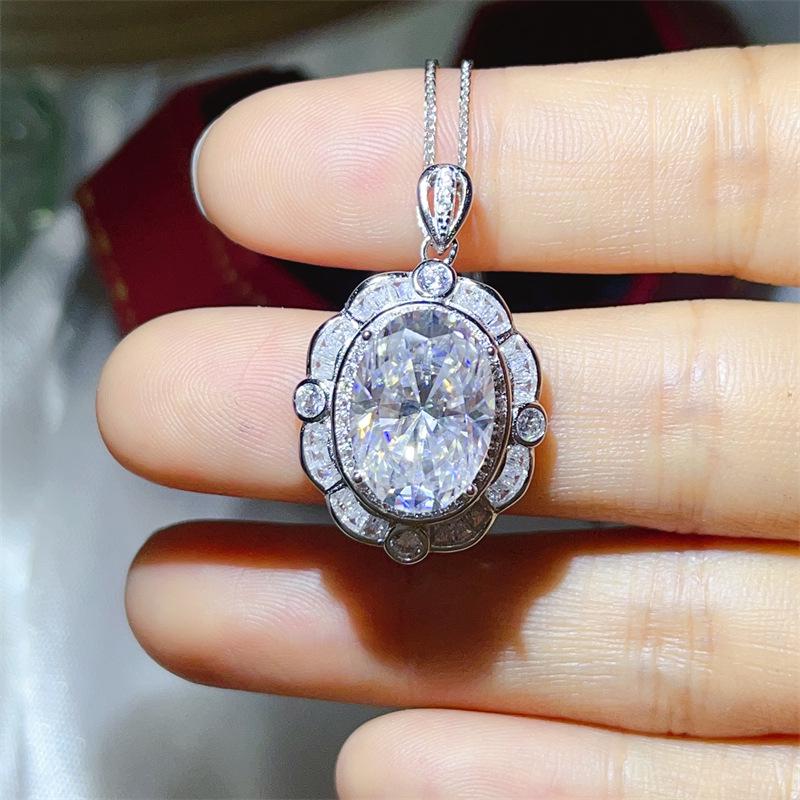 8-Carat D-Color Oval Moissanite Pendant Luxury Necklace